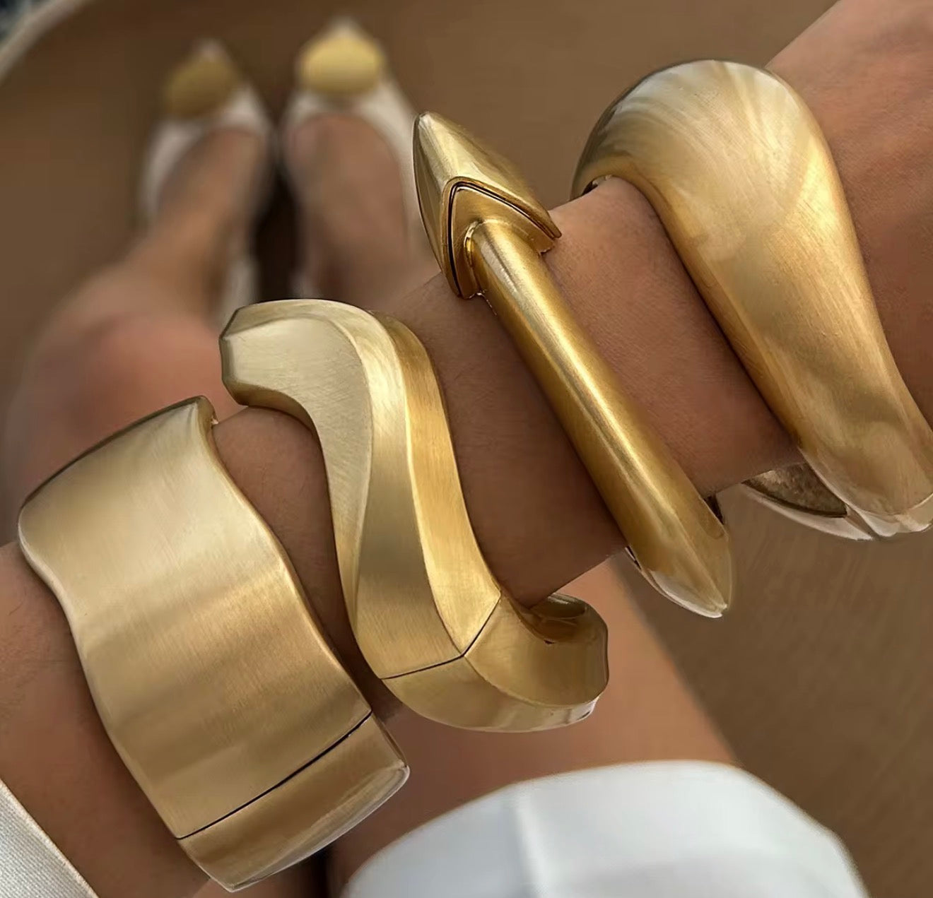 BANGLES