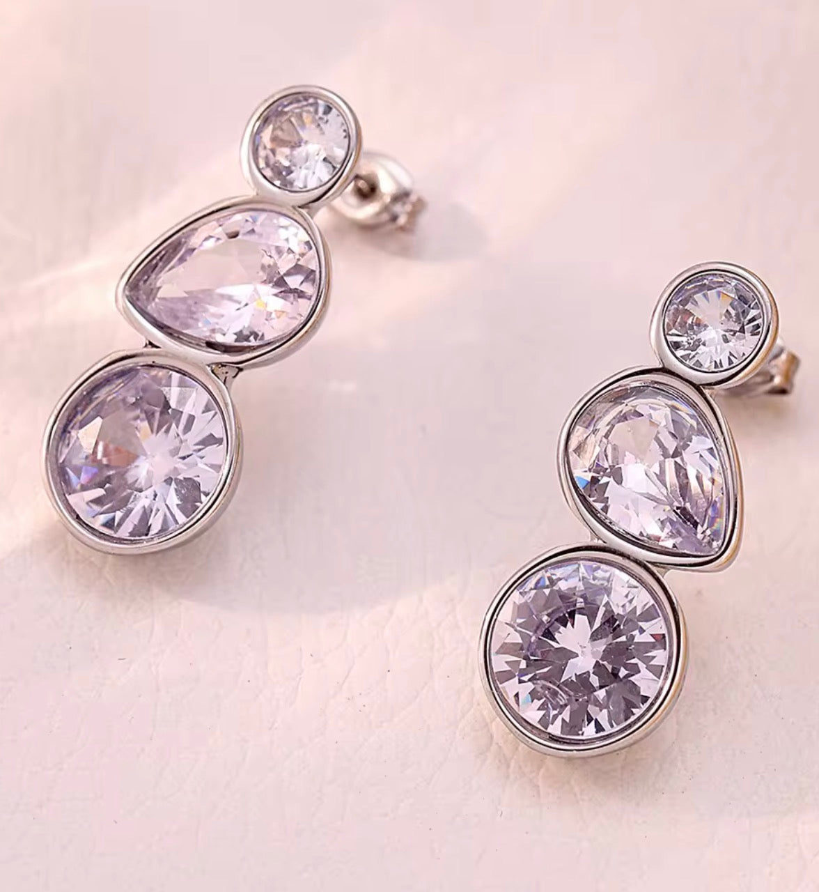 Dalia Earrings