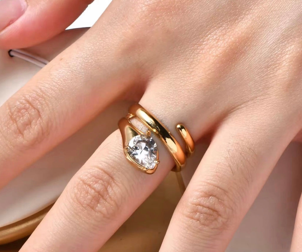 Elizabeth Ring