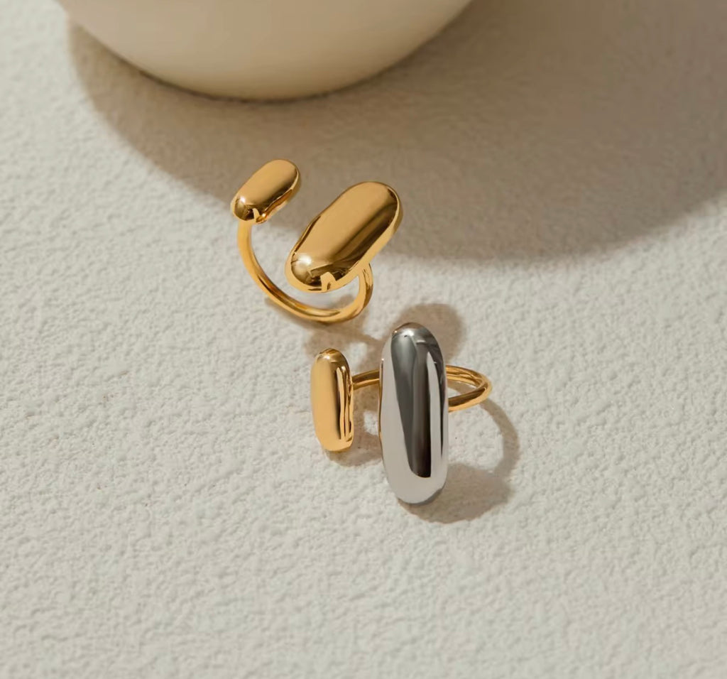 Capsule Ring