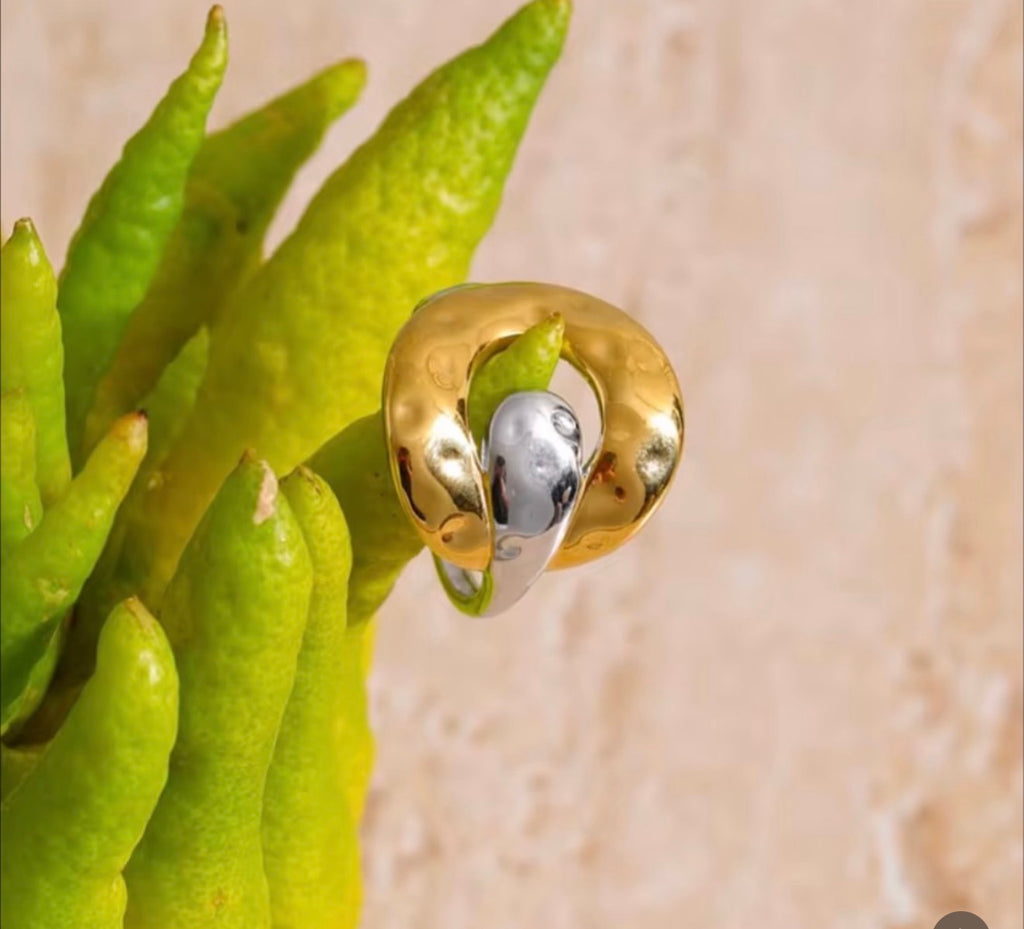 Ella Ring