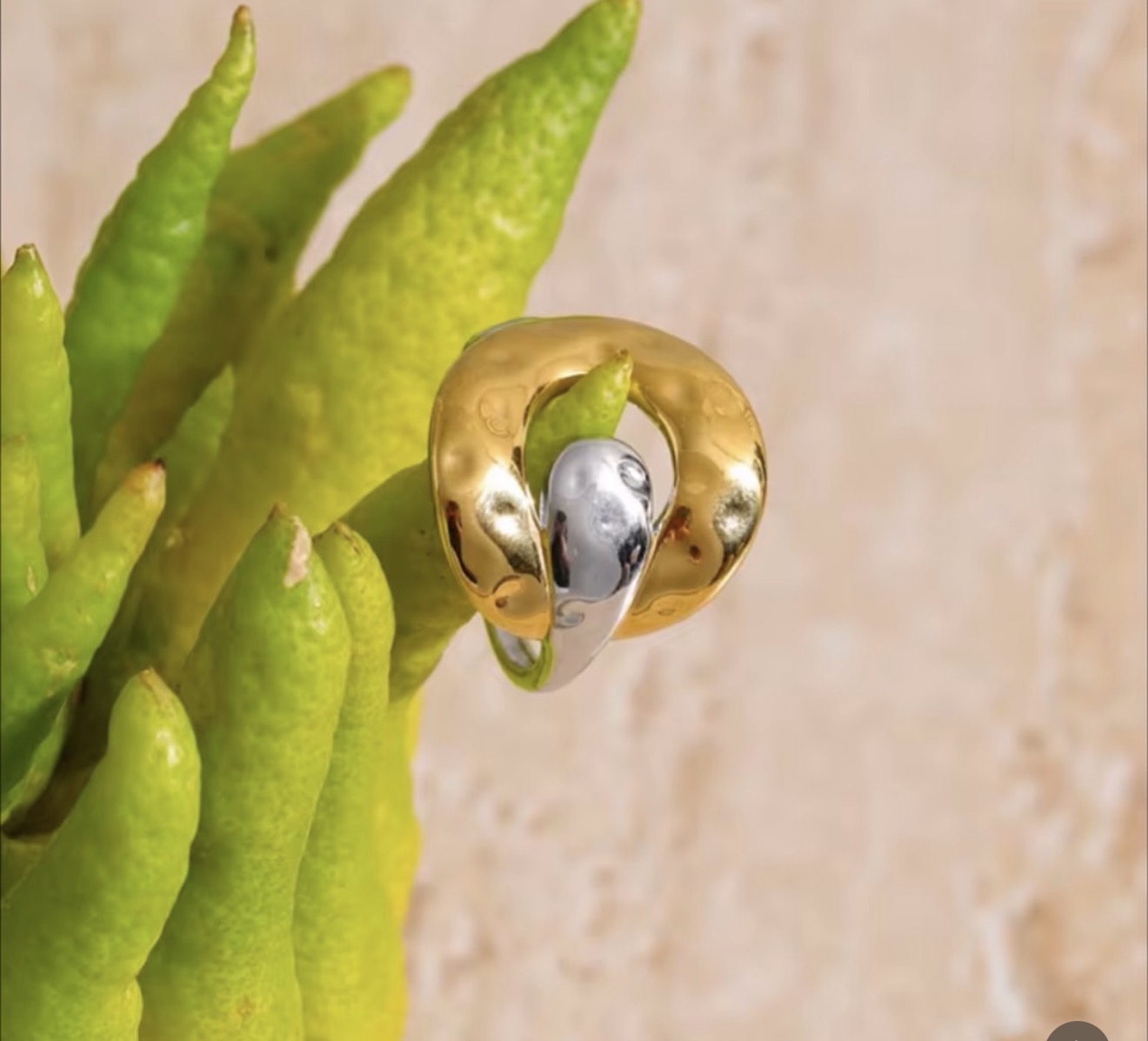 Ella Ring