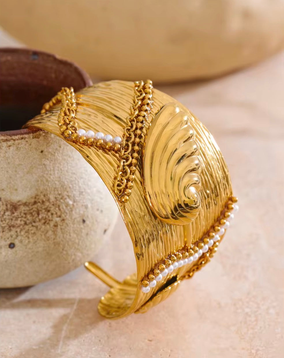 Nova Cuff