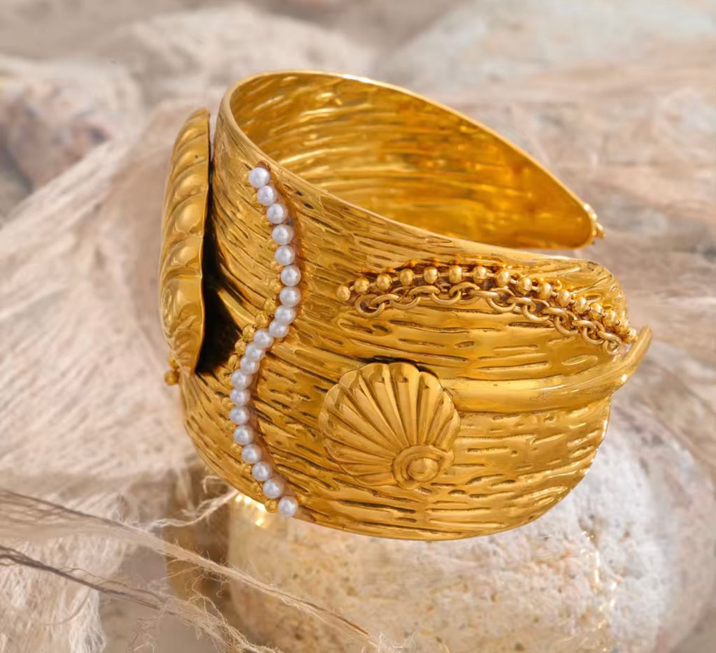 Nova Cuff